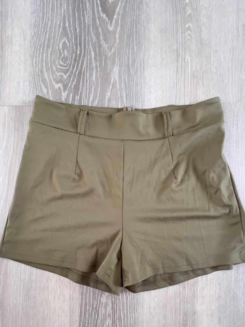 High-Waist Olive Green Women’s Shorts - Smooth Tailored Silhouette